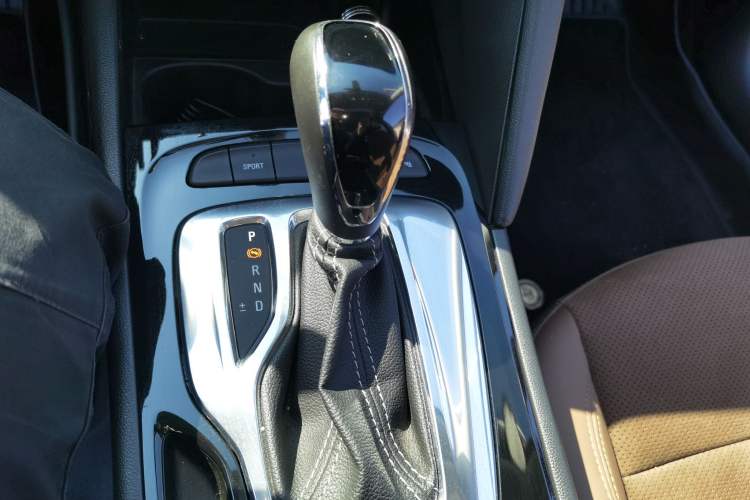 Used Buick Regal 2017 28T Luxury Edition
