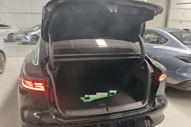 Used VOYAH PASSION 2024 PHEV Four-Wheel Drive Ultra-Long Range Executive Edition Trunk