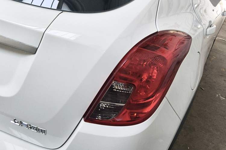 Used Buick Encore 2018 18T Automatic Two-Wheel Drive Urban Leading Model Right Rear Taillight