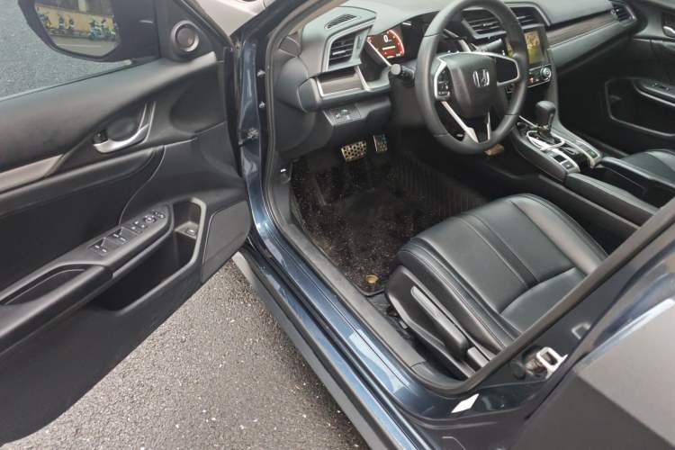 Used Honda Civic 2019 220TURBO CVT Dynamic Edition China VI Emission Standard