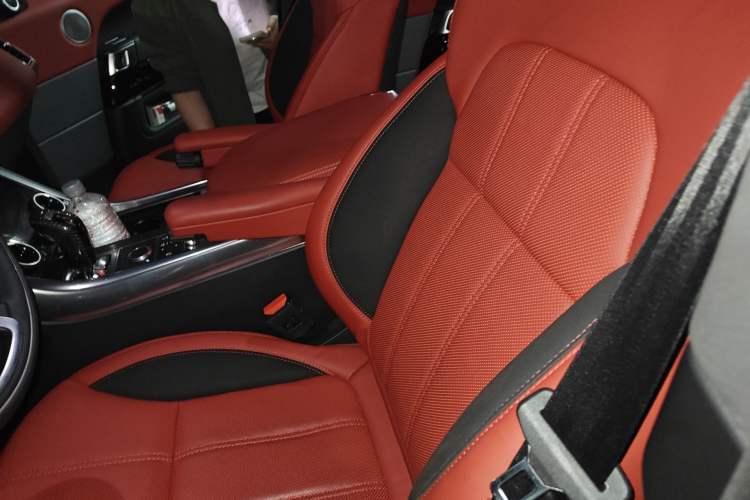 Used Land Rover Range Sport 2017 3.0 SC V6 HSE DYNAMIC Left Front Seat