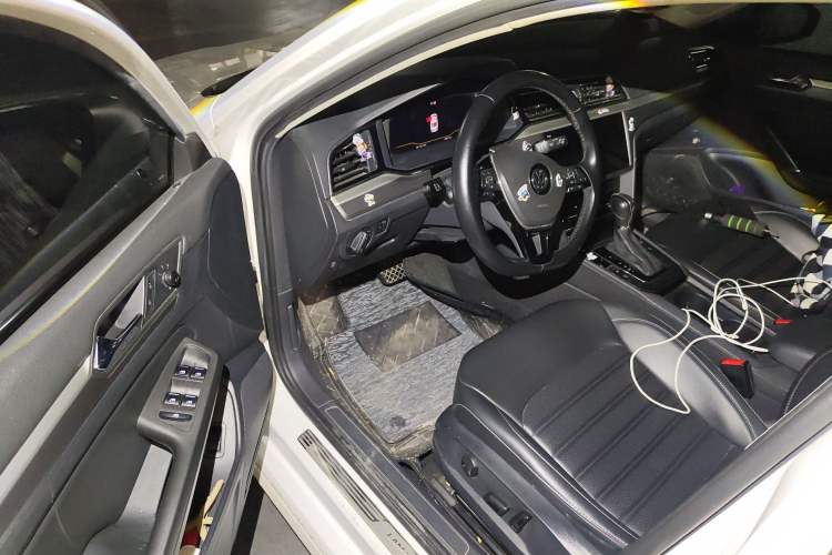 Used Volkswagen Lamando 2021 280TSI DSG Comfort Edition
