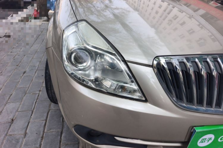 Used Buick Excelle 2013 1.5L Manual Classic Model Right Front Headlight