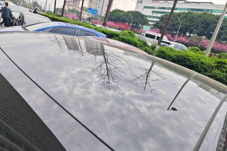 Used Tesla Model Y 2022 Long-Range All-Wheel-Drive Version