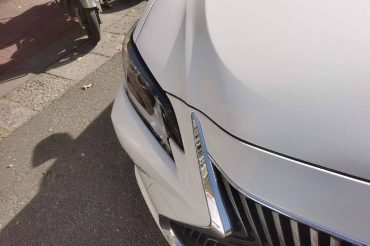 Used Lexus ES 2018 300h Premier Edition China VI Standard
