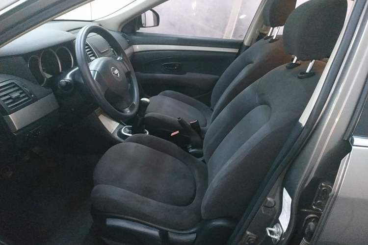 Used Nissan Sylphy 2016 Classic 1.6XE Manual Leading Edition
