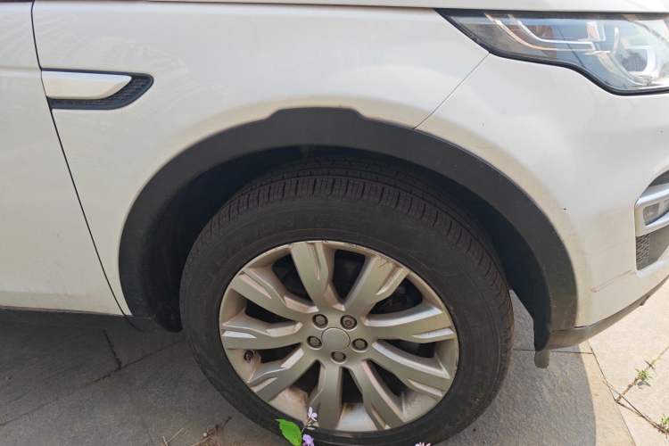 Used Land Rover Discovery Sport 2015 2.0T HSE LUXURY Right Front Wheel Hub