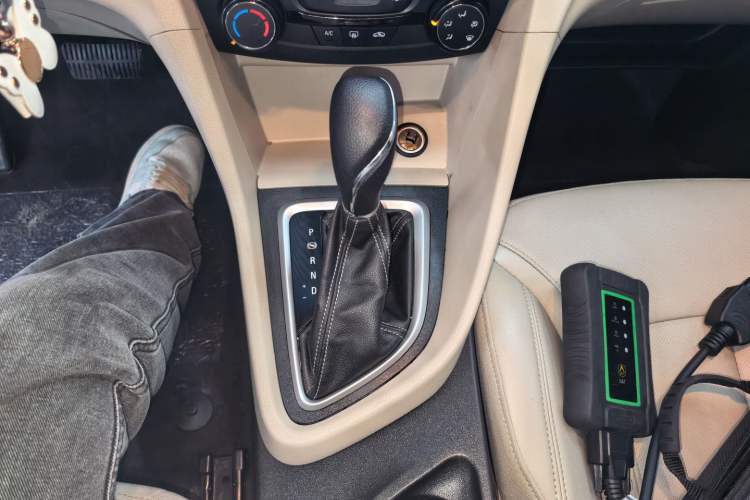 Used Buick GT 2021 Exemplar 1.5L Automatic Elite Version Gear Lever