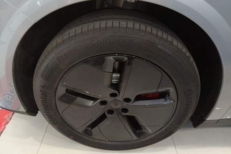 Used Li Auto i8 2025 Model Standard Version
