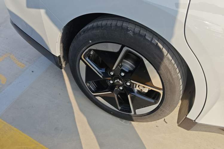 Used Wuling Xingguang 2024 Co-Creation Edition 510 Advanced Model