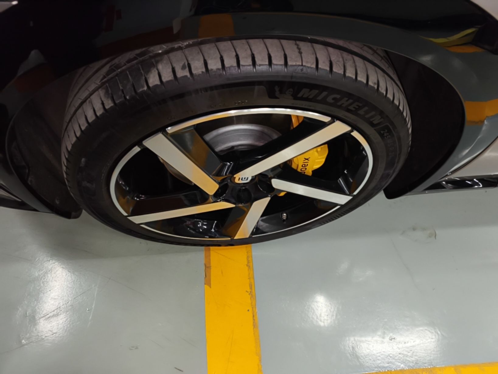 Xiaomi Auto YU7 2025 Ultra-Long Range All-Wheel Drive Pro Version — снимка 10