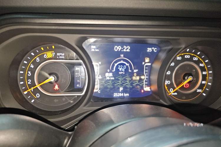 Used Jeep Wrangler 2024 2.0T Sahara Four-Door Edition
