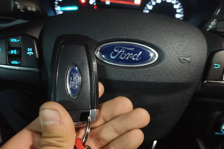 Used Ford Focus 2020 Hatchback EcoBoost 180 Automatic Trend Edition Vehicle Key
