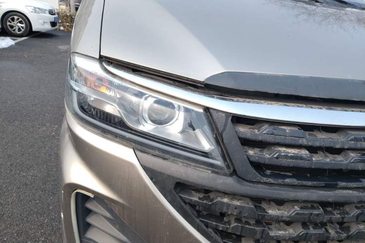 Used Jinbei Hiace King 2021 2.0L Business King Series Comfort Edition Standard Top 9-Seater 1TZS