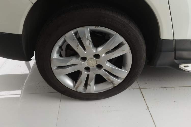 Used Peugeot 3008 2015 1.6THP Automatic Prestige Edition Exterior 5