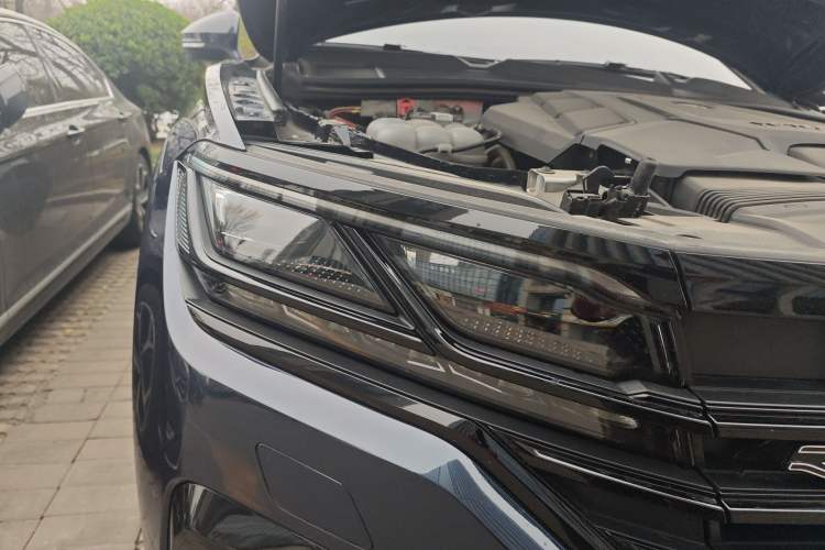 Used Volkswagen Touareg 2022 3.0 TSI Prestige 20th Anniversary Special Edition
