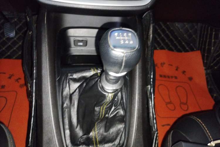 Used Wuling Hongguang S3 2018 1.5L Manual Comfort Model China V Standard
