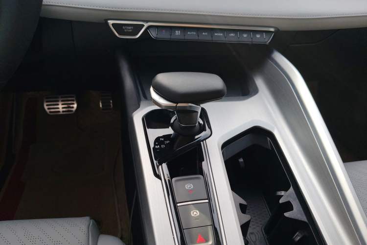 Used Geely Auto Preface 2023 2.0TD Prestige Version