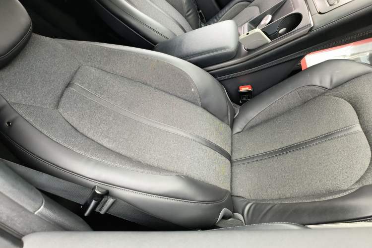 Used Nio EC6 2020 440 km Performance Version Right Front Seat