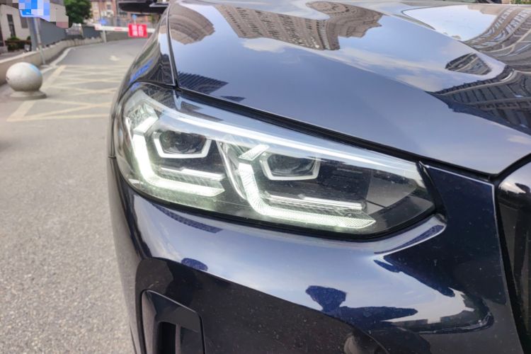 Used BMW X3 2022 Facelift xDrive30i Luxury Edition M Night Edition Package Right Front Headlight