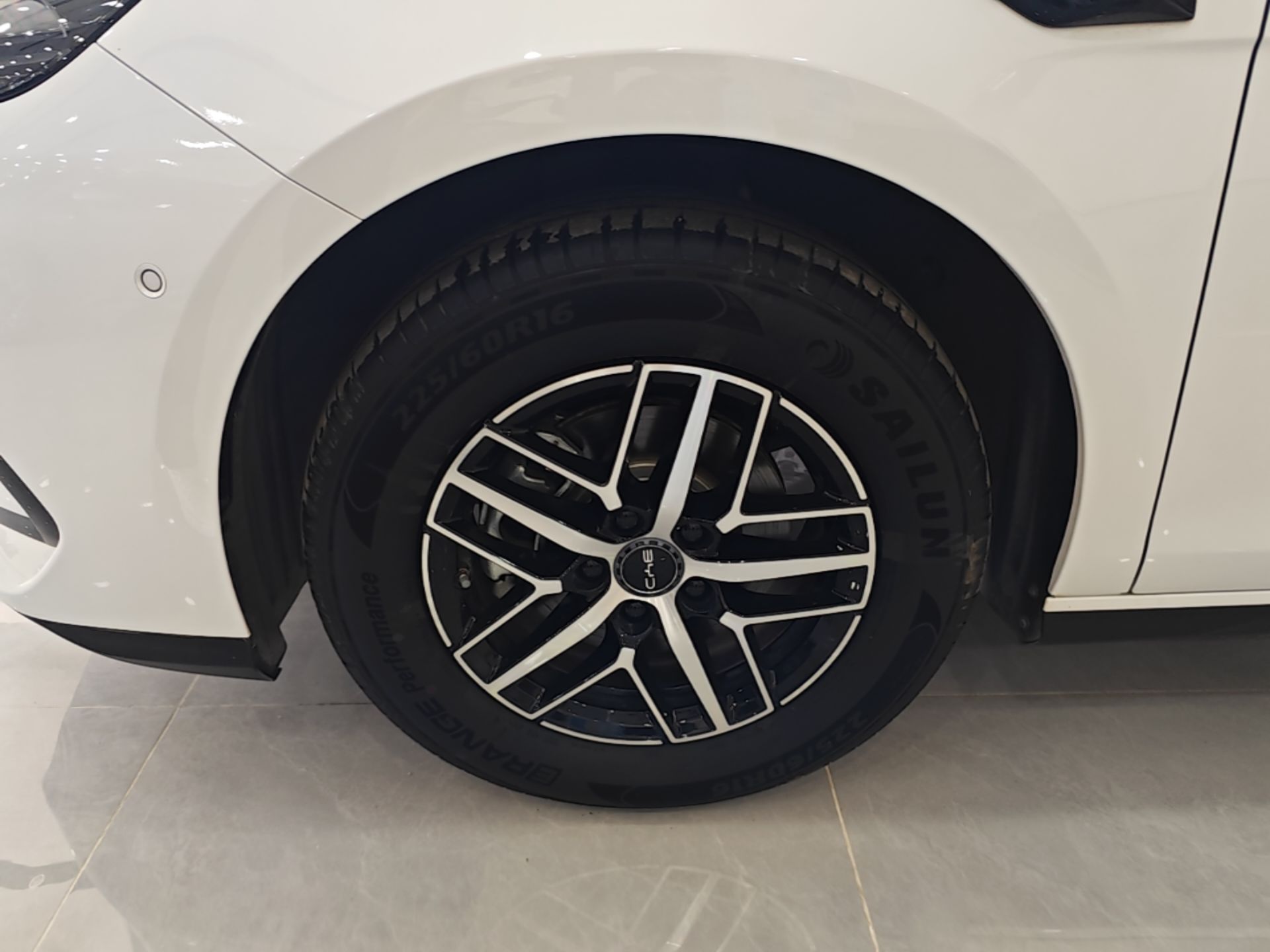 BYD Seal 05 DM-i 2025 DM-i Intelligent Drive 120KM Flagship Model — снимка 10