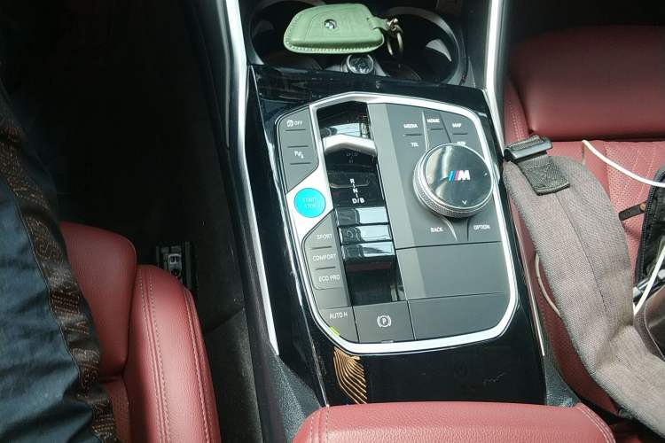 Used BMW i3 2024 eDrive 35 L
