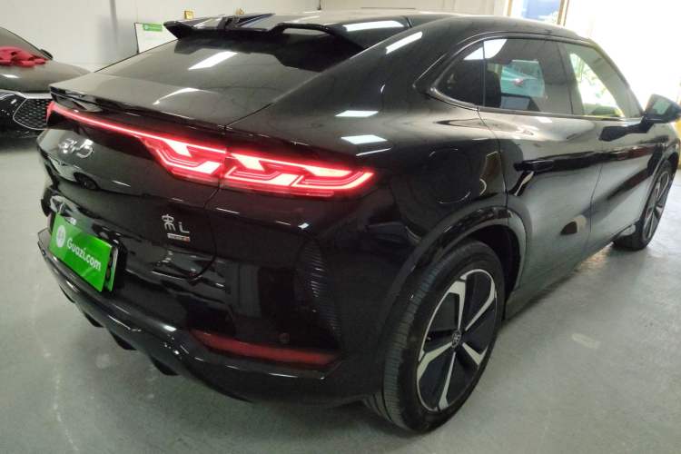 Used BYD Song L EV 2025 Intelligent Driving Version 662 km LiDAR Excellence Edition
