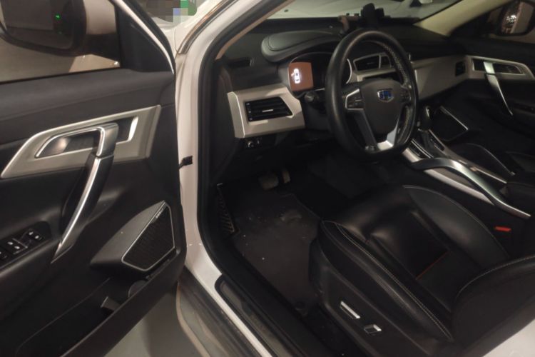 Used Geely Auto Emgrand X7 Sport 2018 1.8TD Automatic Two-Wheel Drive Smart 4G Connected Version
