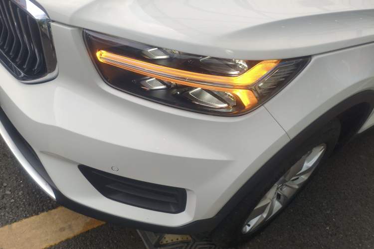 Used Volvo XC40 2022 T4 Four-Wheel Drive Smart & Stylish Edition