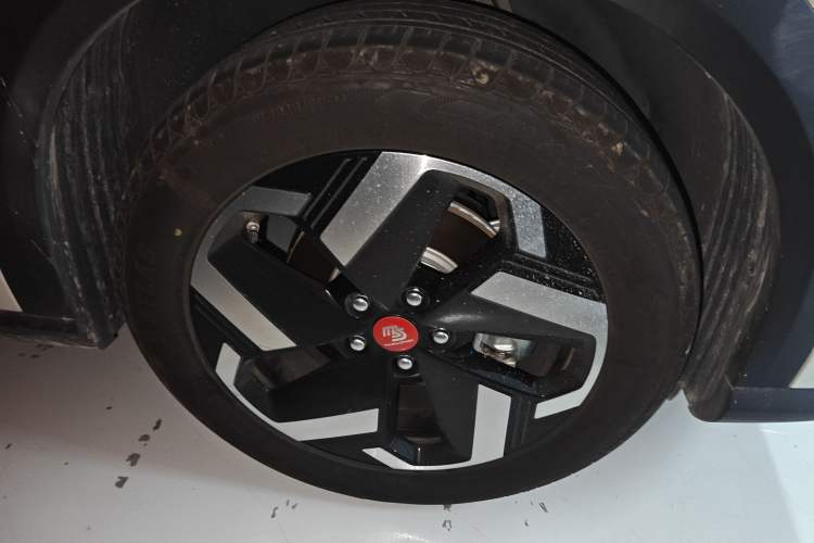 Used Baojun Yunhai 2024 60km Plug-in Hybrid Version