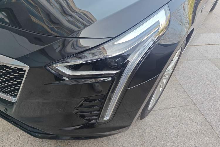 Used Cadillac CT6 2022 28T Fashion Edition Left Front Headlight