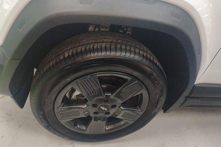 Used Chery Fengyun Fulwin X3 2025 Model 401 Ya Shang Edition
