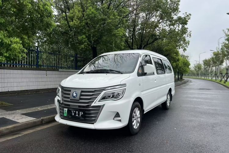 Used FORTHING Lingzhi M5 2022 Standard Version Base Model 7 Seats
