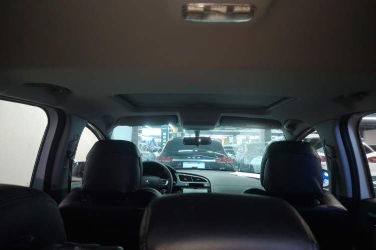 Used Peugeot 3008 2016 2.0L Automatic Classic Edition
