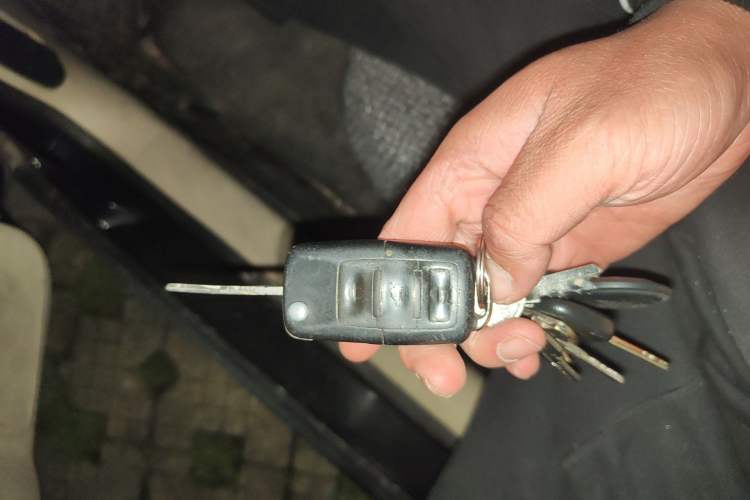 Used Volkswagen Bora 2011 1.6L Manual Fashion Edition Vehicle Key