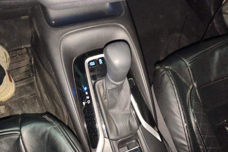 Used Toyota Levin 2022 Dual-Engine 1.8H E-CVT Luxury Edition Gear Lever