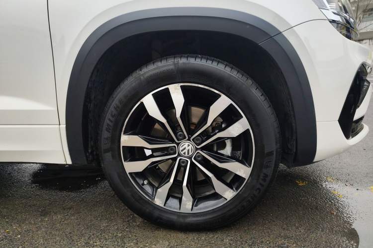 Used Volkswagen Tharu 2019 280TSI Two-Wheel Drive R-Line China VI Standard