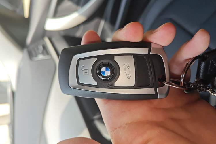 Used BMW 3 Series 2014 320Li Fashion Model