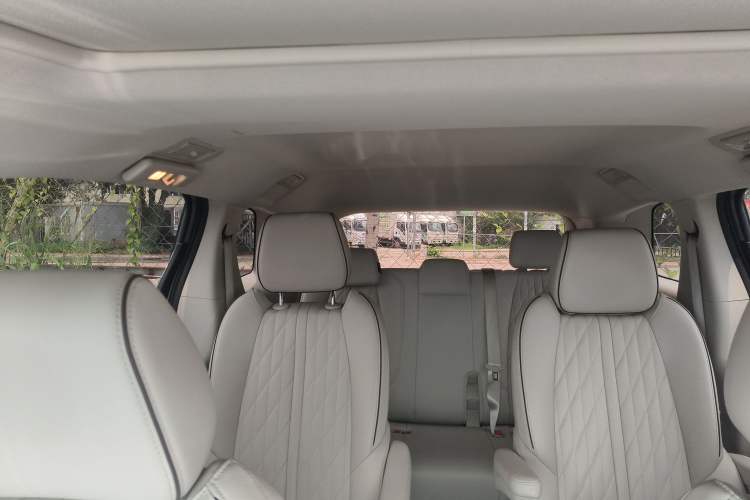 Used Buick GL8 2022 Land Business Class 652T Luxury Model