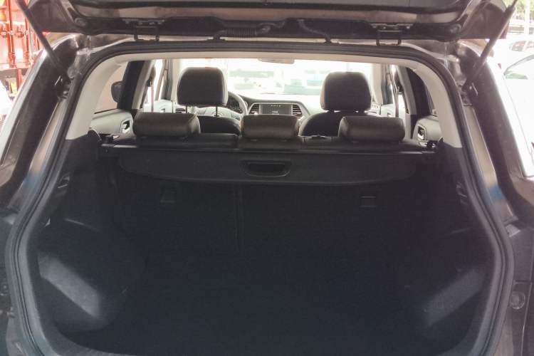 Used GAC Trumpchi GS4 2017 235T Manual Two-Wheel Drive Luxury Edition
