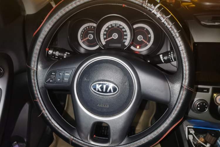 Used Kia Forte 2011 1.6L MT GL