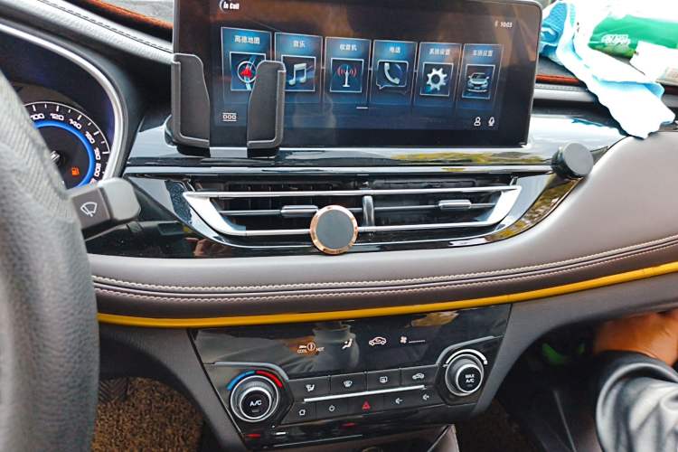 Used CHANGAN Eado DT 2018 1.6L Manual Smart Enjoyment Model
