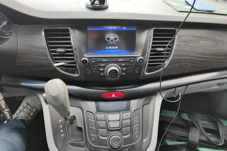 Used JAC Group Refine M5 2014 Colorway 2.0T Gasoline Automatic Business Edition