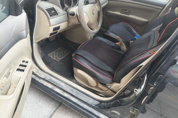 Used Nissan Sylphy 2018 Classic 1.6XE CVT Comfort Edition Driver Seat