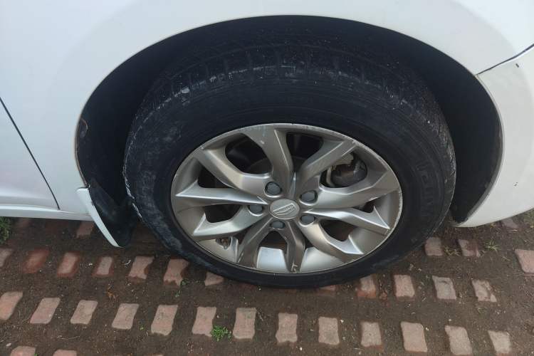 Used Geely Auto Emgrand GL 2017 1.8L DCT Elite Model
