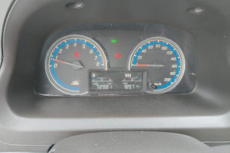 Used Baojun 730 2014 1.5L Manual Luxury Navigation ESP Version 7 Seats Instrument Cluster