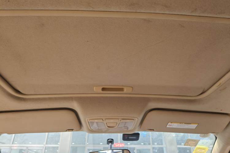 Used BAIC E Series 2013 Sedan 1.3L Manual Special Offer Edition