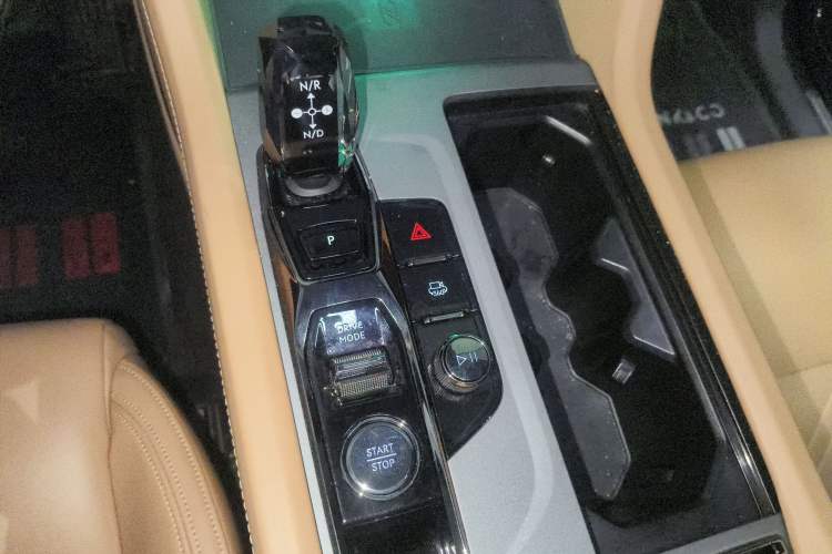 Used Lynk & Co 09 EM-P 2021 2.0T PHEV Halo Six-Seater