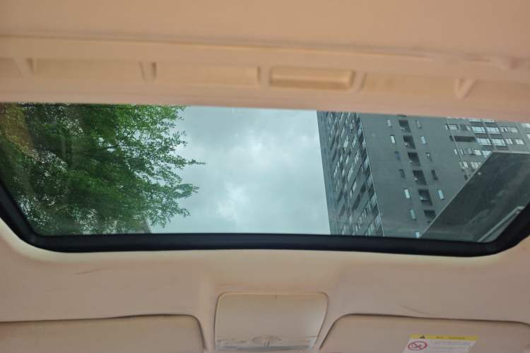 Used Volkswagen Bora 2014 1.6L Automatic Comfort Model Headliner