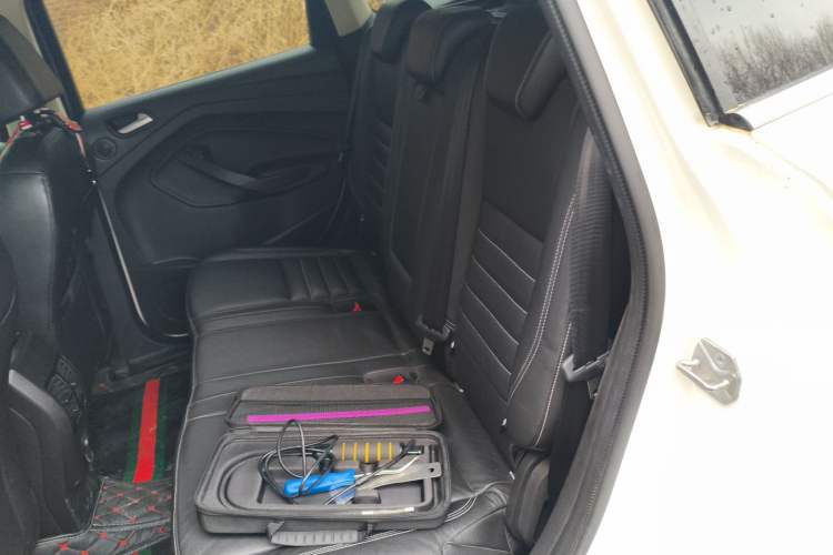 Used Ford Kuga 2015 2.0L GTDi Four-Wheel Drive Prestige Model Left Rear Seat